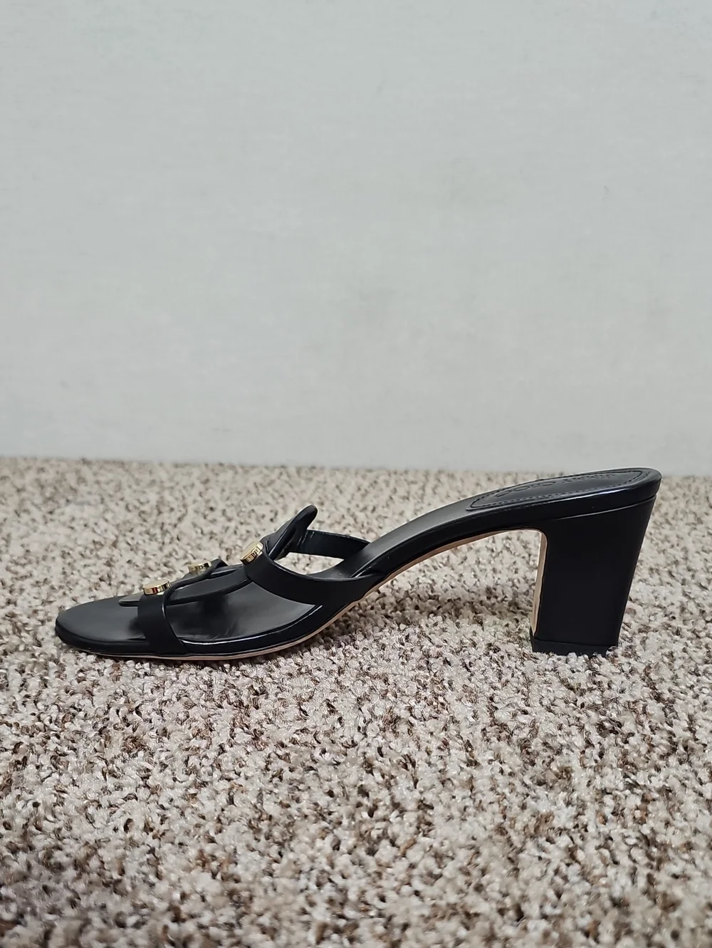 JIMMY CHOO STUDDED LEATHER SLIDES BFPM-07-203